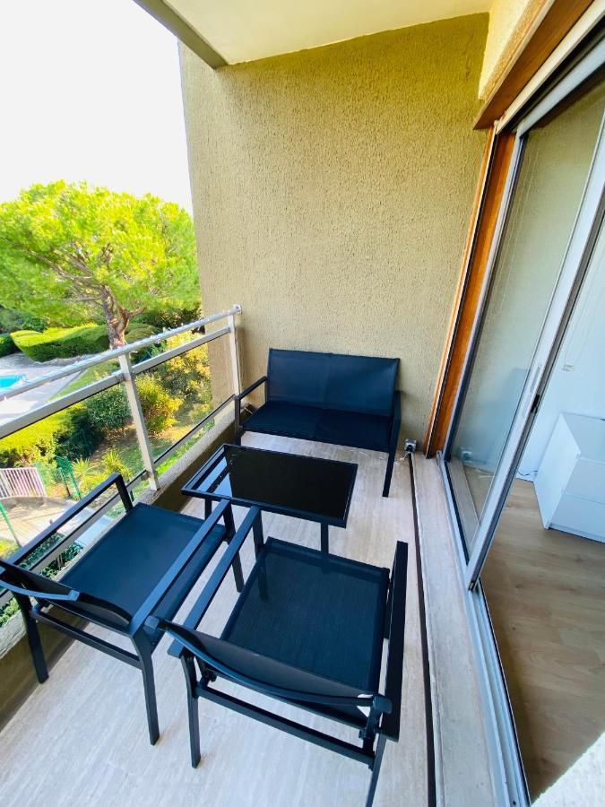 Appartement Cote D'Azur Plage - Piscine - Tennis Villeneuve-Loubet Exterior foto